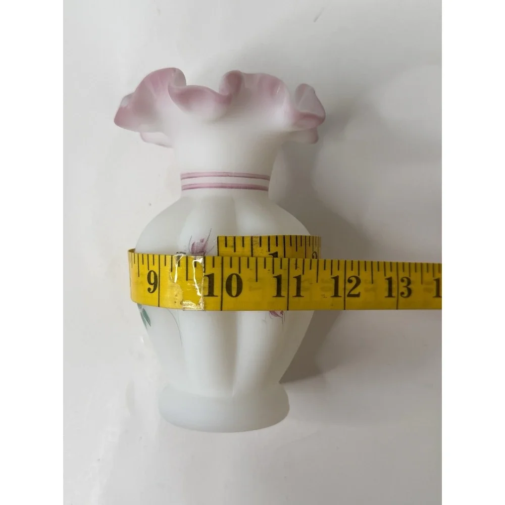 Vtg Fenton Ruffled Melon Vase Hand Painted L Everson Pink Roses Milk Glass Satin